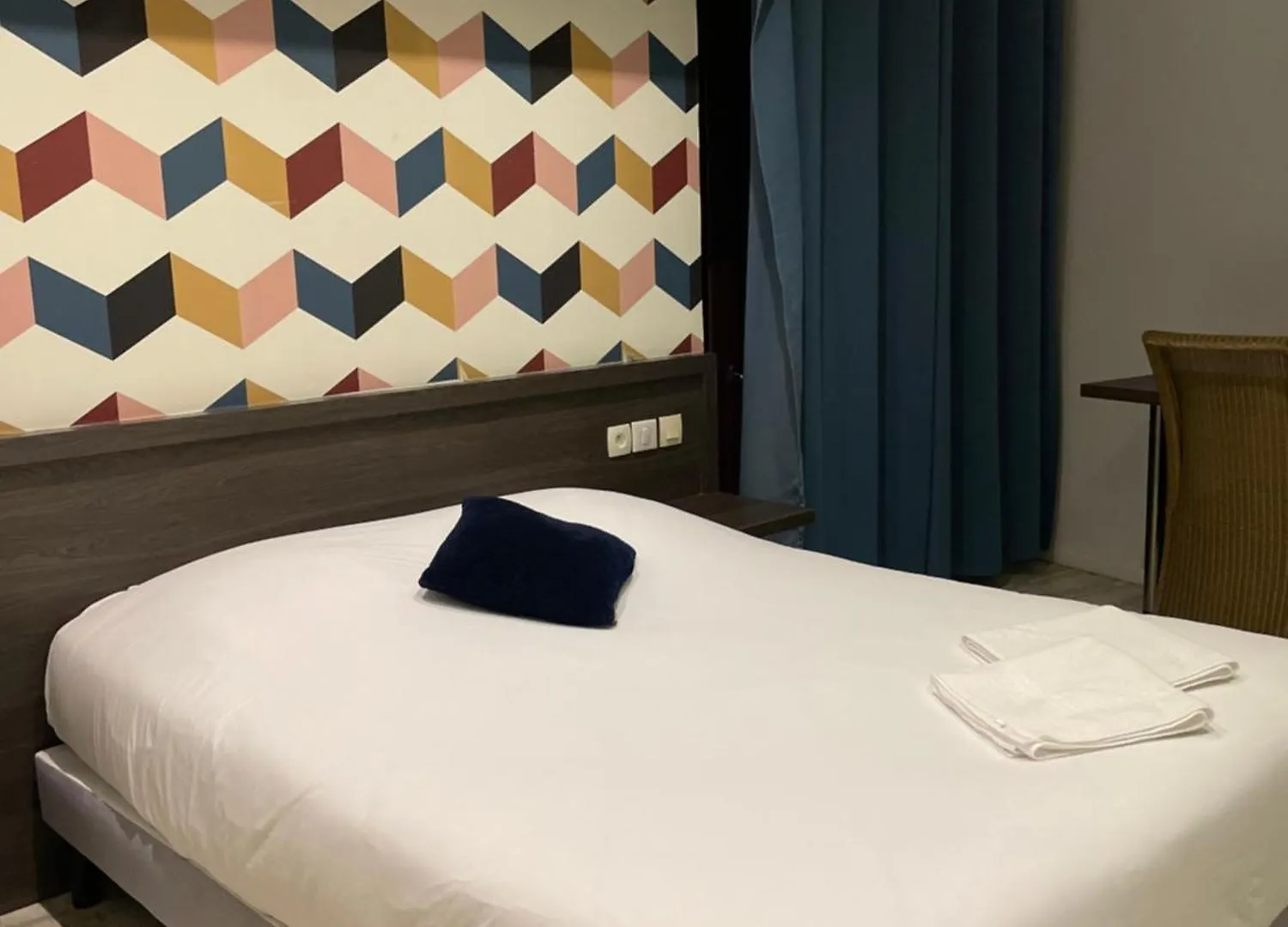 Theatre Hotel Chambery 2*,  France