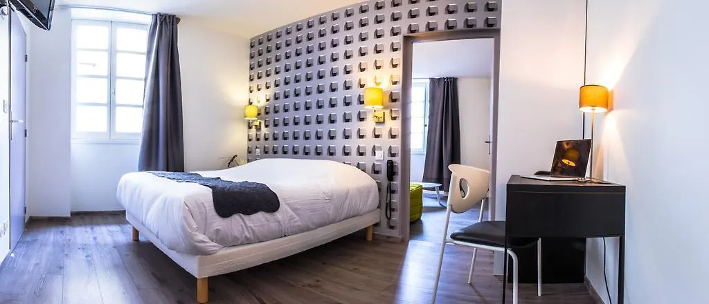 **  Theatre Hotel Chambery France